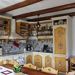 בית נופש Casa Muchia Lui Girnita *