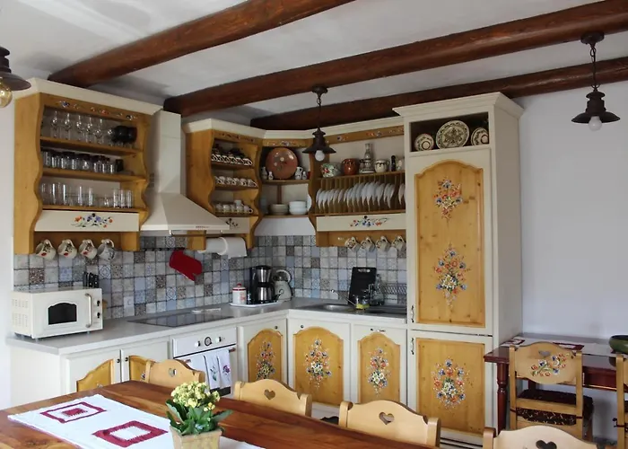 Holiday home Casa Muchia Lui Girnita *